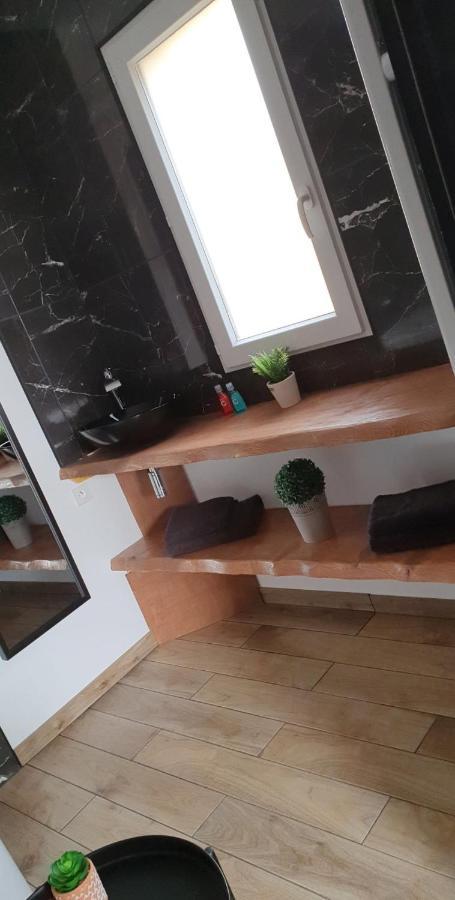 Le Cosy De Sarah Bed and Breakfast Bordeaux-Saint-Clair Exteriör bild