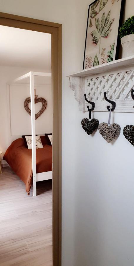 Le Cosy De Sarah Bed and Breakfast Bordeaux-Saint-Clair Exteriör bild